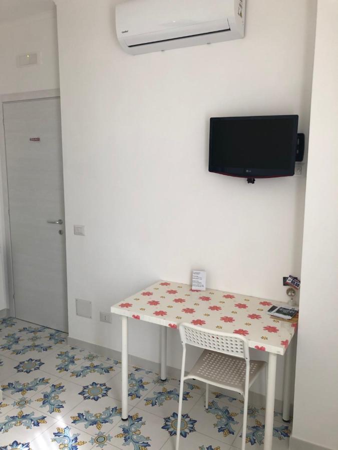 Albergo Oasi Nápoly Kültér fotó