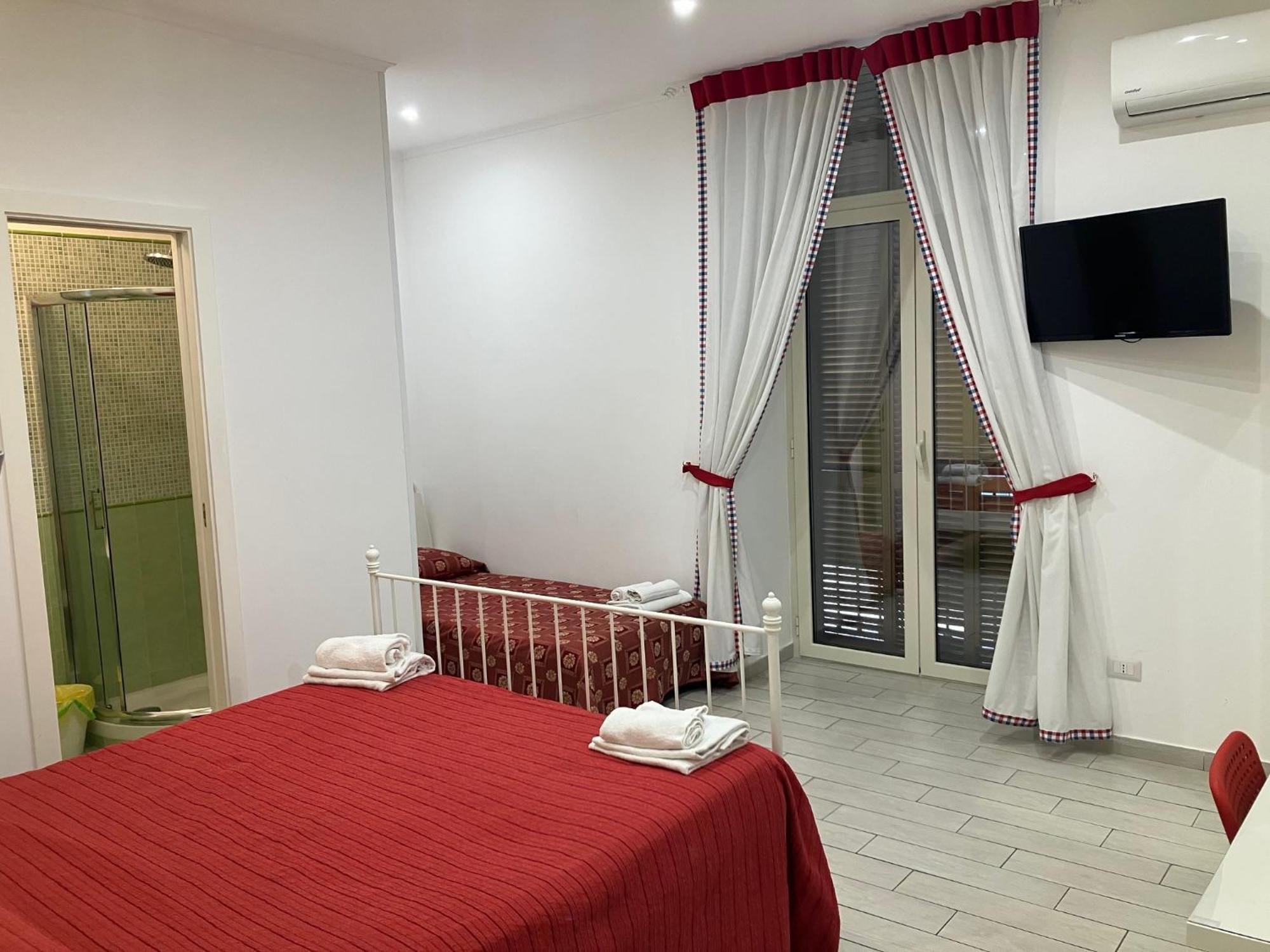 Albergo Oasi Nápoly Kültér fotó