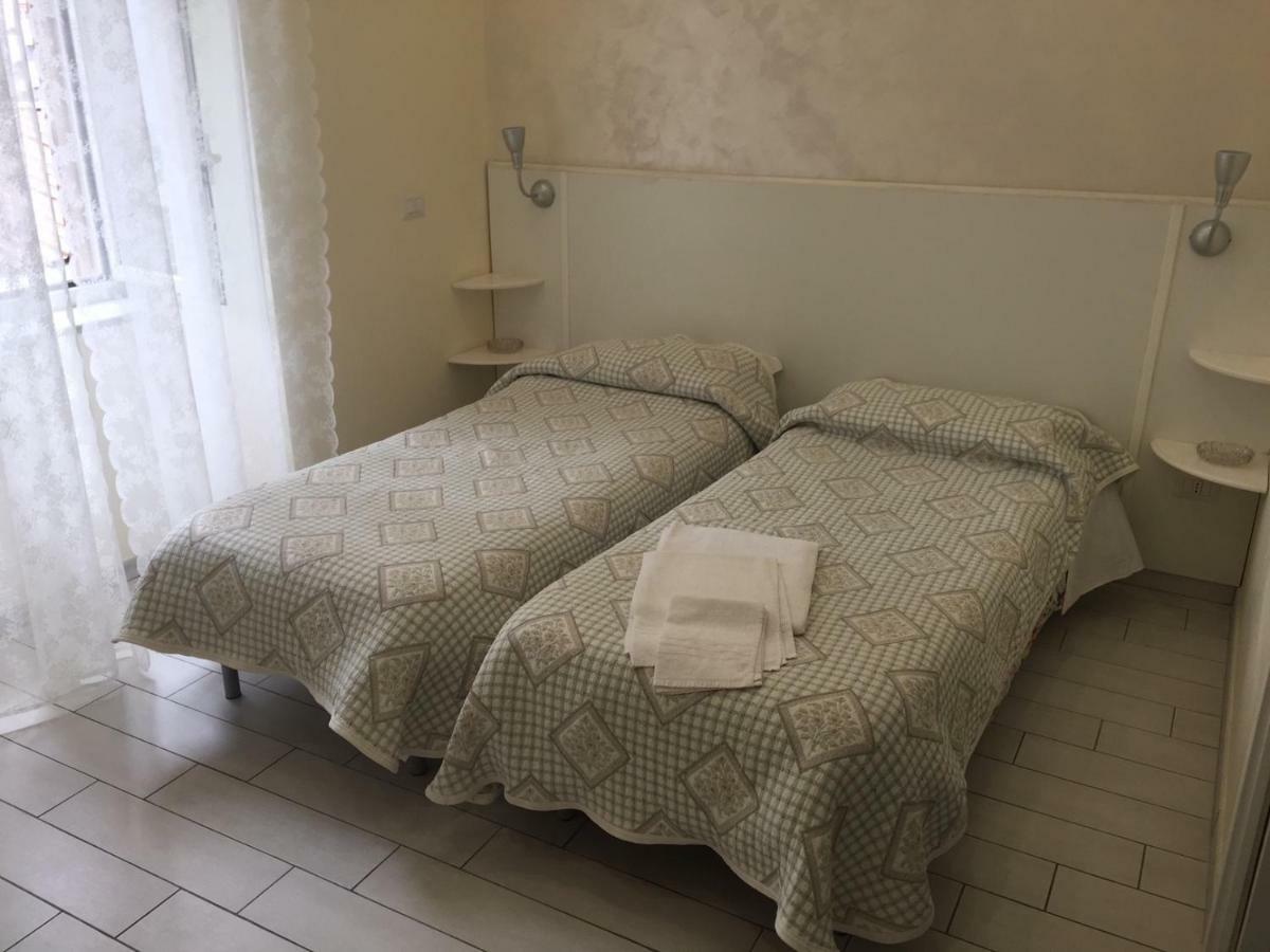 Albergo Oasi Nápoly Kültér fotó