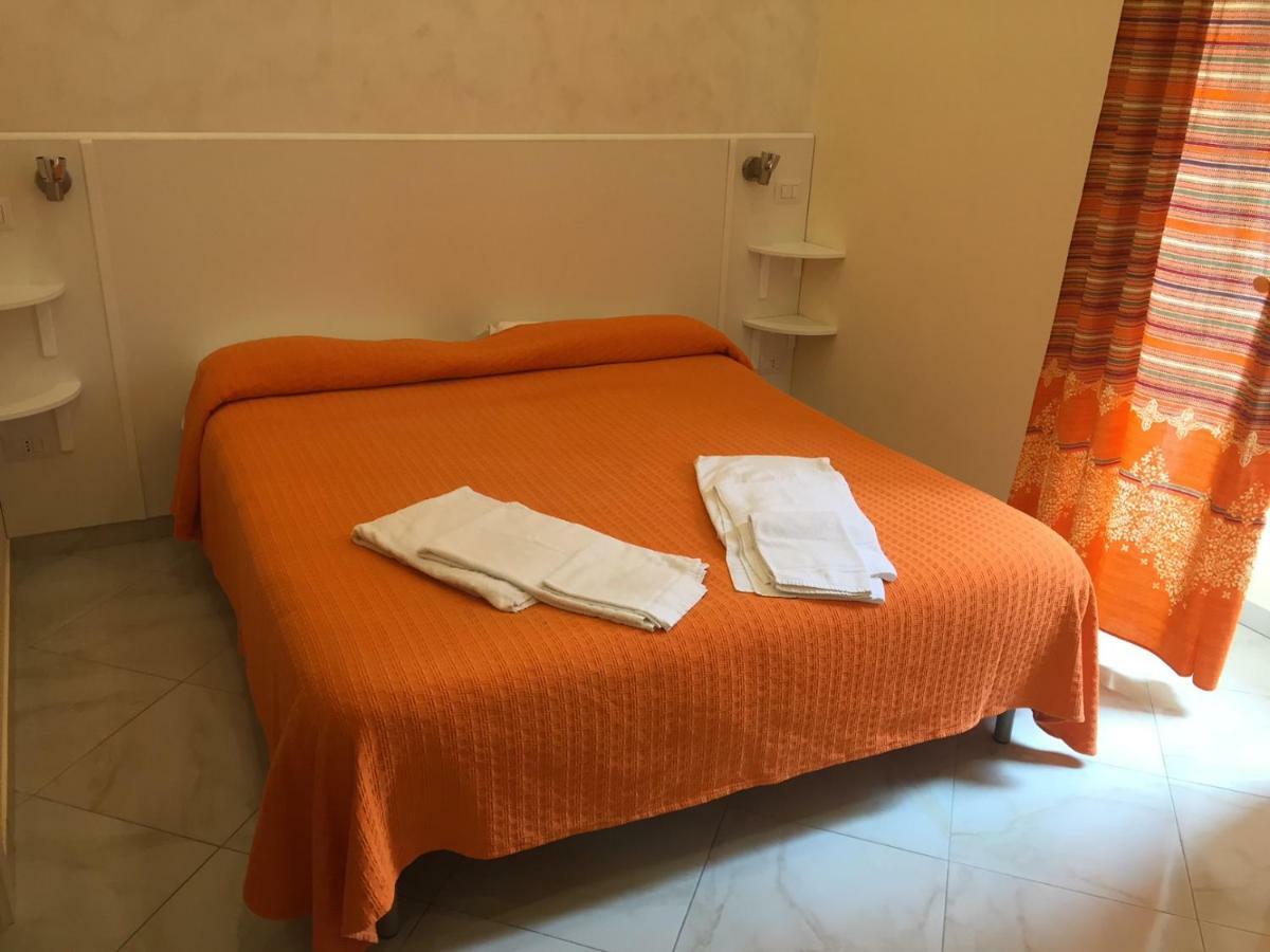 Albergo Oasi Nápoly Kültér fotó